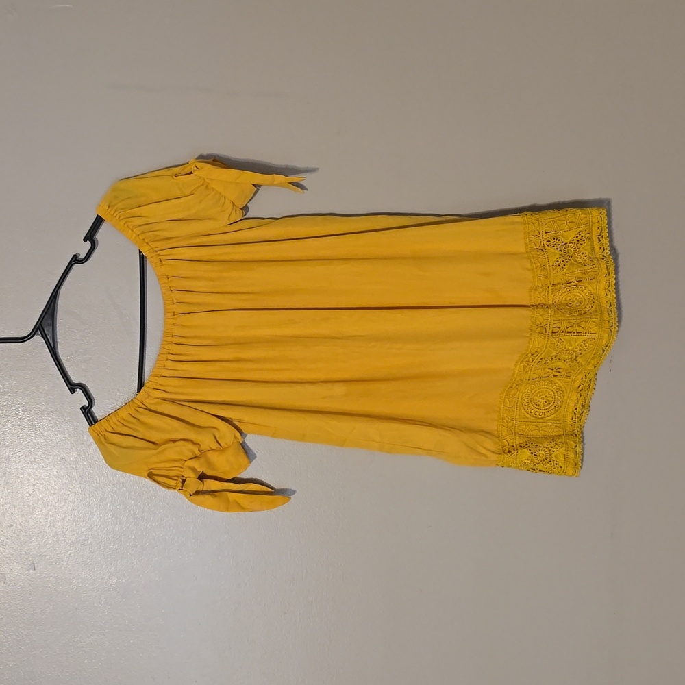 Lulus Moment In The Sun Yellow Lace Hem Off-The-Shoulder Dress Size XS